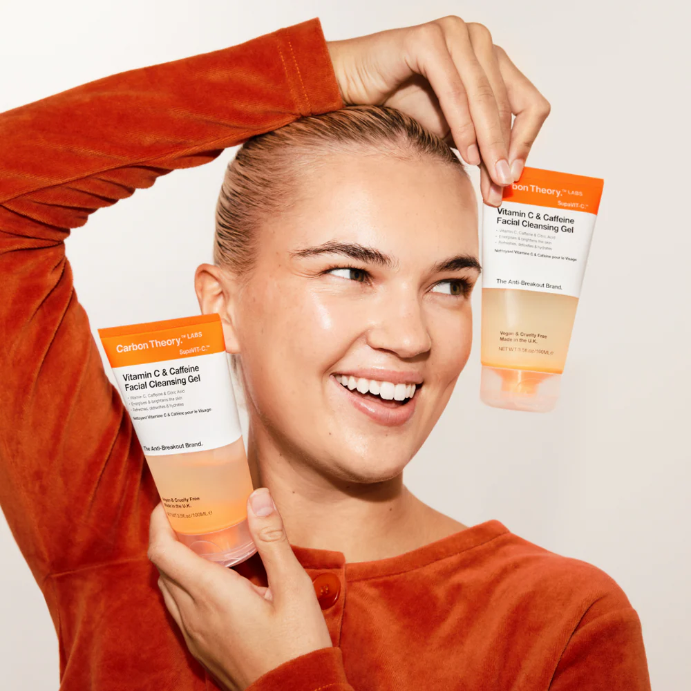 Carbon Theory SupaVIT-C Vitamin C & Caffeine Facial Cleansing Gel 150ml
